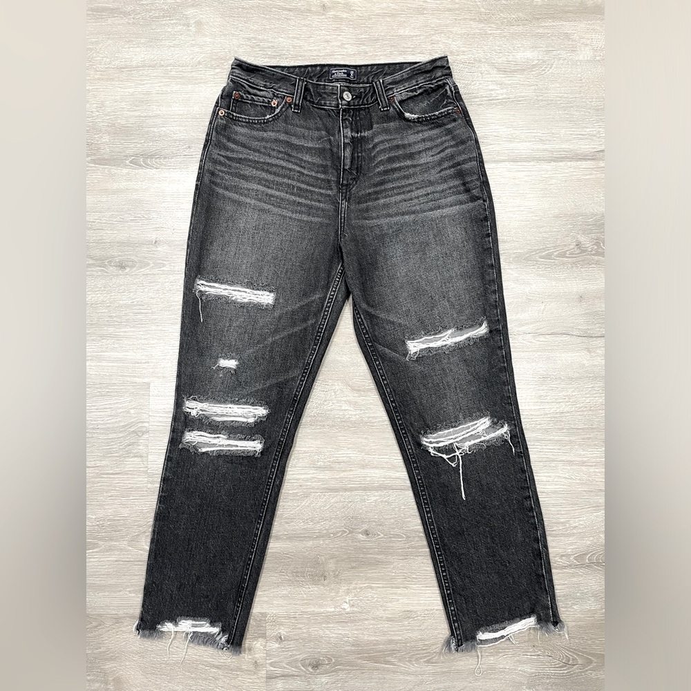 Abercrombie & Fitch Distressed Annie Girlfriend Women’s Jeans sz 29